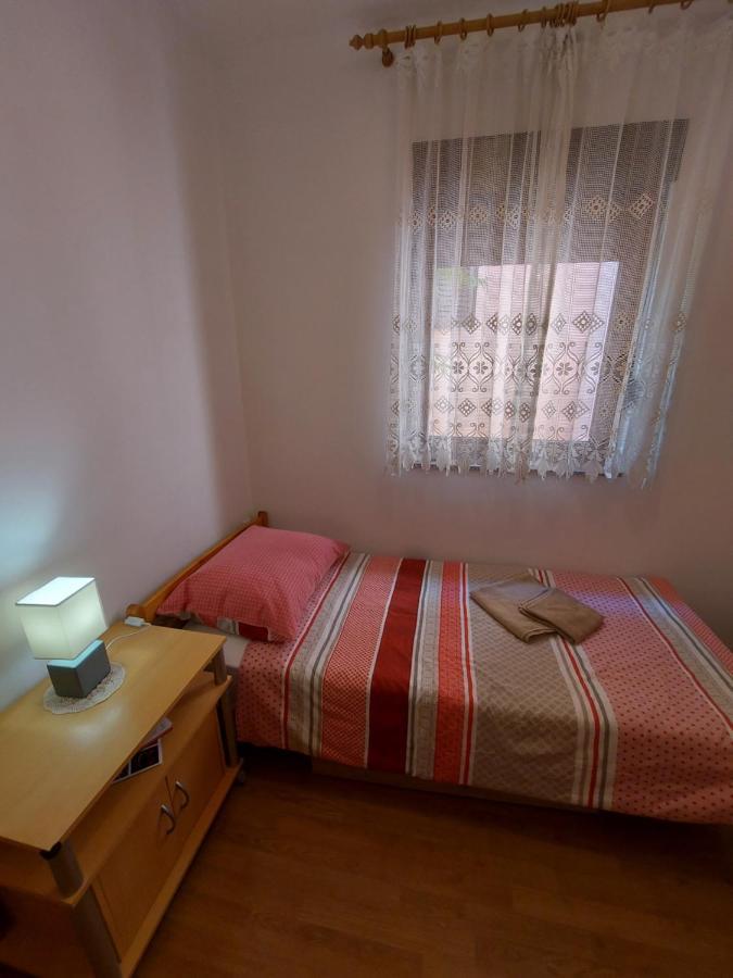 Apartman Porat Lejlighed Pula Eksteriør billede