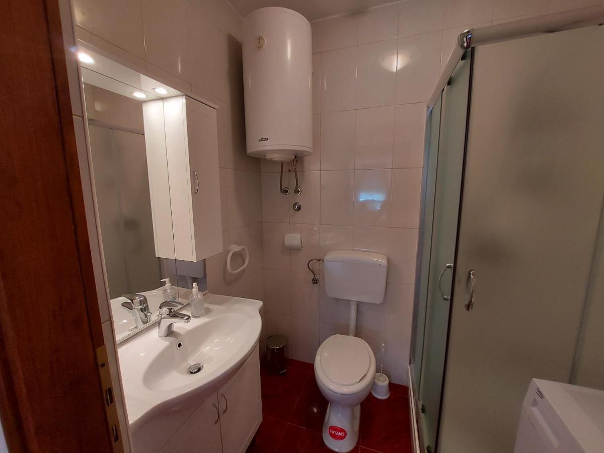 Apartman Porat Lejlighed Pula Eksteriør billede